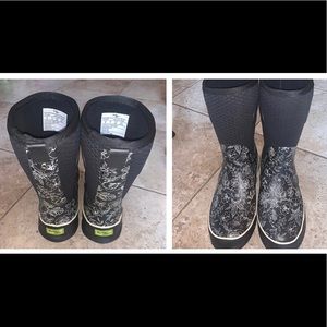 Floral Patterned Western Chief Heavy Rain Boots